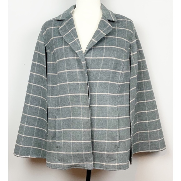 NWT CHICO’S WOMAN’S CAPE COAT SIZE 1 M8 - Picture 3 of 9